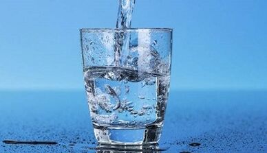 ինչպես նիհարել խմելու դիետայի վրա